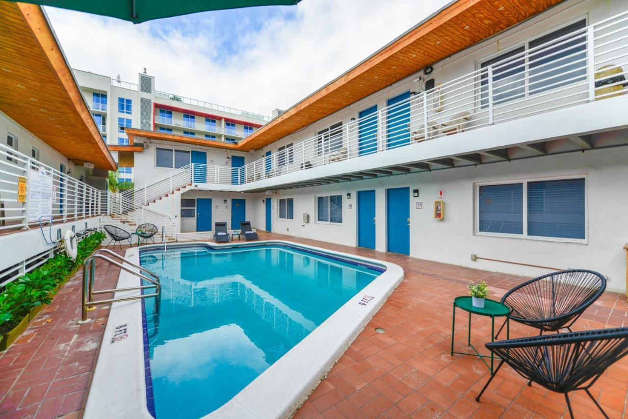 Cozy 1 Bedroom With Pool Steps From The Beach #41 Hollywood Exteriér fotografie
